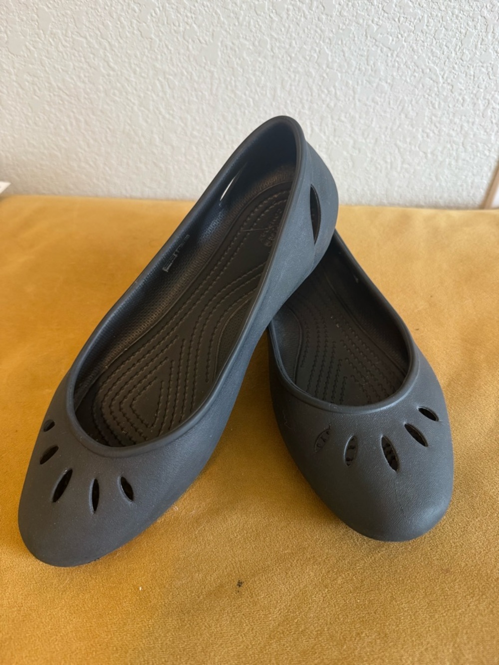 Crocs - Black Kelli Ballet Flats